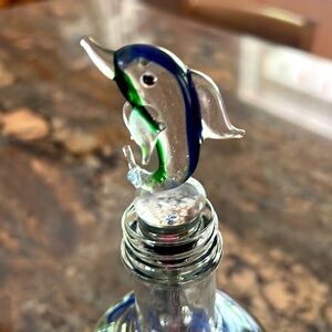 Dolphin Glass Wine Bottle Stopper with silver colored bottom NIB